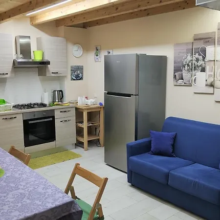 Center 1 Apartment *