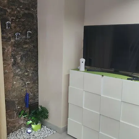 Center 1 Apartment