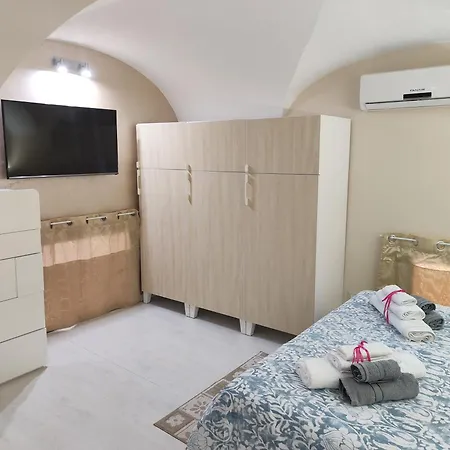 Center 1 *