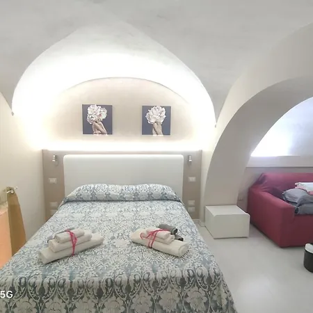 Apartment Center 1 *